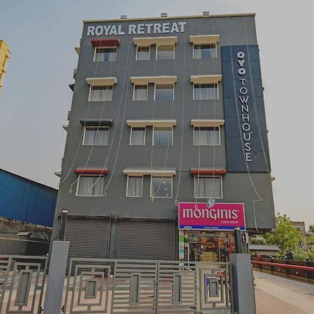 Hotel Super Townhouse The Royal Retreat Garui Exterior foto